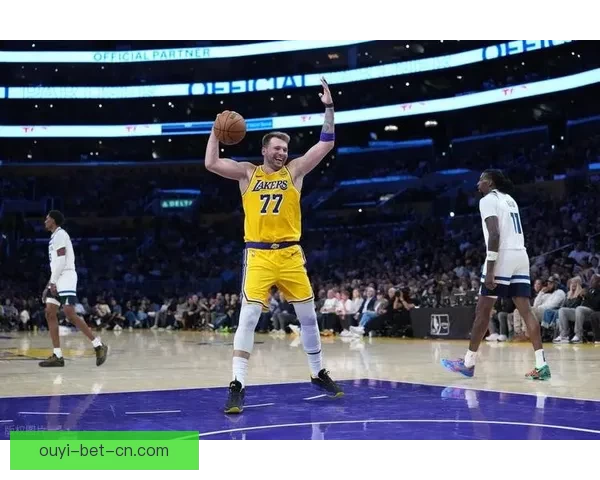 雷迪克称会申诉东契奇技犯并看好布朗尼未来发展潜力