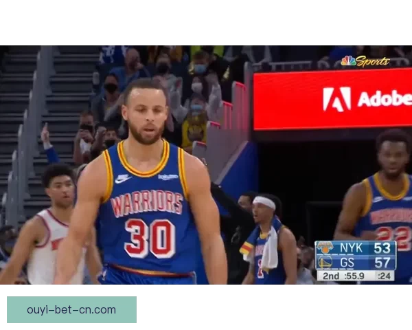 勇士官方：库里完成全队对抗训练 本周末将进行伤情重新评估